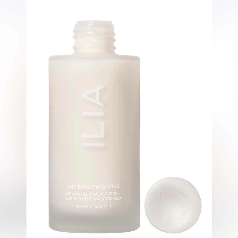 Ilia face milk